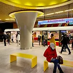Super Red Centrum View In Town 2x Metro Fast Wifi 300 Mbs Netflix Appletv Smarttv Spotify Panorama Miasta *