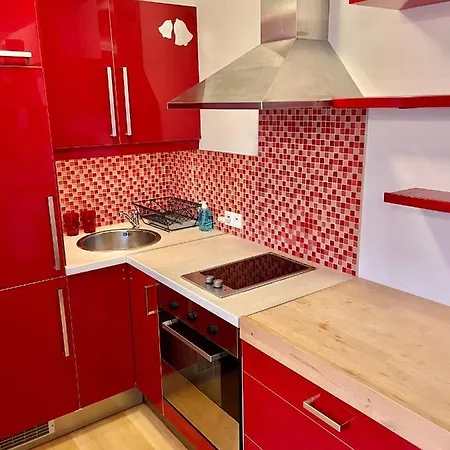 Super Red Centrum View In Town 2x Metro Fast Wifi 300 Mbs Netflix Appletv Smarttv Spotify Panorama Miasta