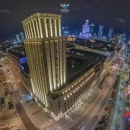 Апартаменты Super Red Centrum View In Town 2x Metro Fast Wifi 300 Mbs Netflix Appletv Smarttv Spotify Panorama Miasta *